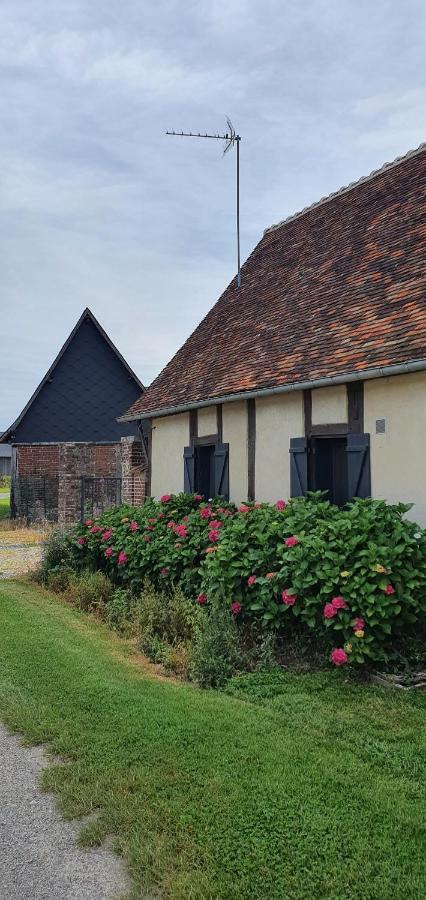 Gite A La Ferme La Ferte-Saint-Samson Exterior photo